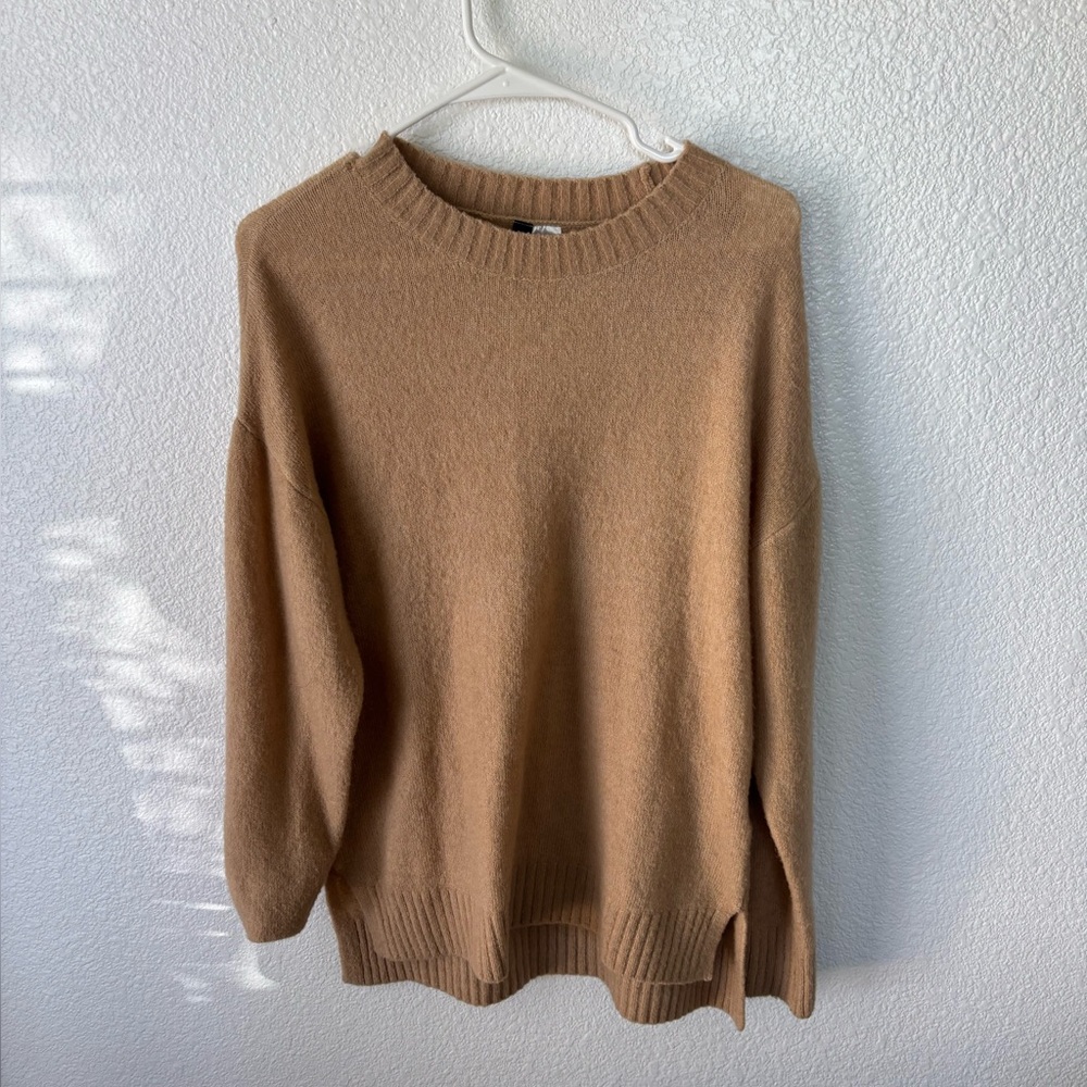 Brown sweater